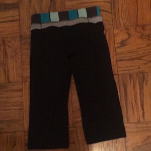 Lululemon reversible Capri black leggings
